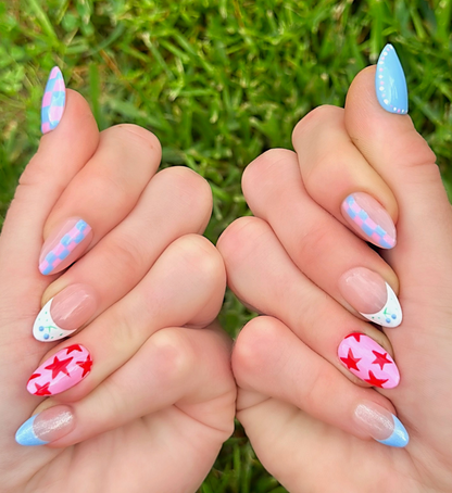Blueberry Starship: 24pc Short Almond Hand-Painted Press-On Nails