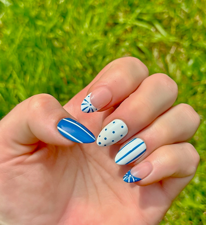 Blue Me Away : 24pc Short Almond Hand-Painted Press-OnNails