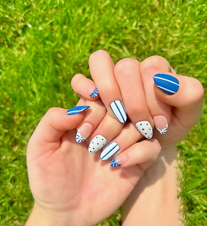 Blue Me Away : 24pc Short Almond Hand-Painted Press-OnNails