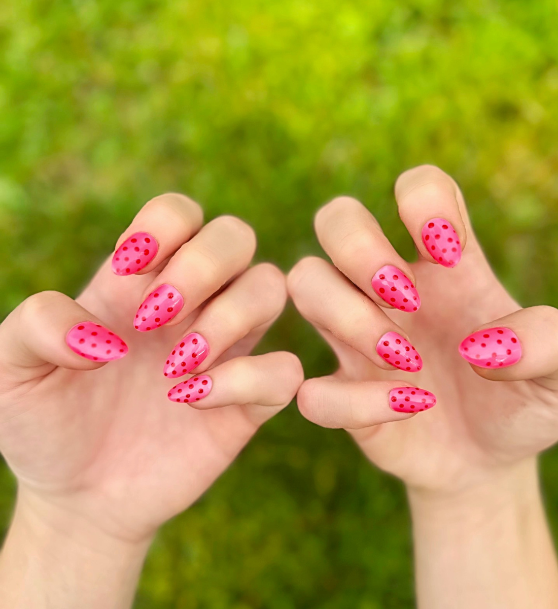Dot Pink: 24pc Short Almond Hand-Painted Luxury Press-On Nails
